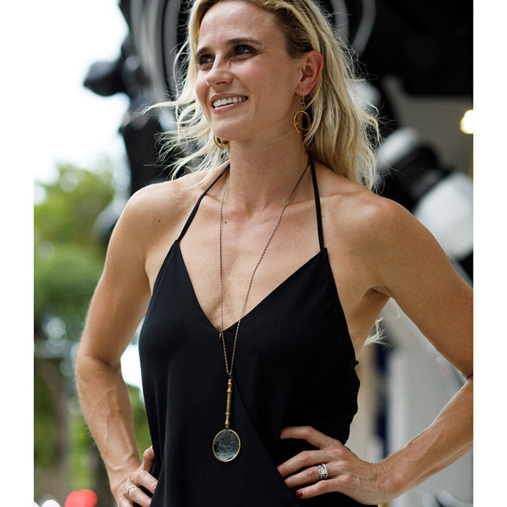 NC0429 Ornate Magnifying Glass Necklace